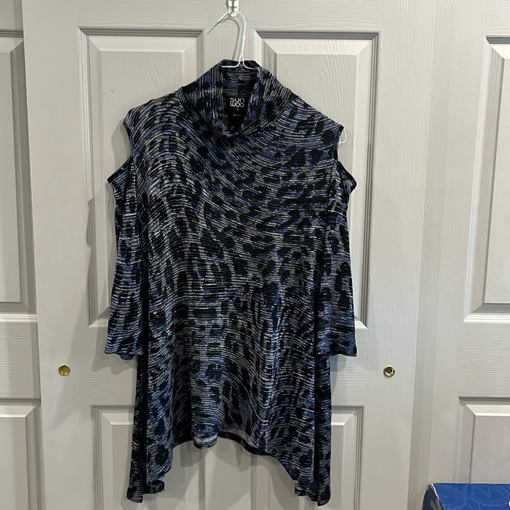 Ciara Sun Woo Cold Shoulder Tunic